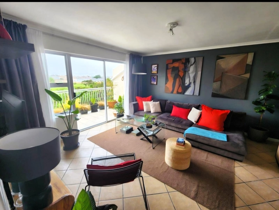 To Let 2 Bedroom Property for Rent in Whispering Pines Western Cape